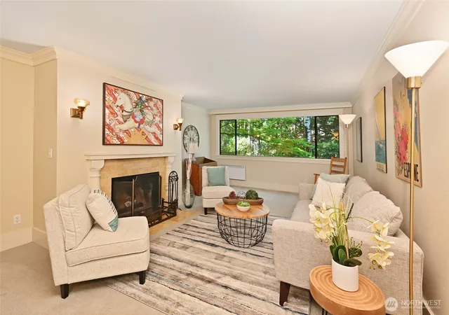 Condo for sale at 5858 NE Parkpoint Dr #F-203, Seattle, WA 98115 | MLS# NWM2553380