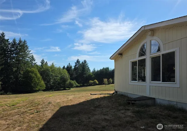 Photo 3 of Manufactured home for sale at 16010 109th Avenue Sw, Vashon, WA 98070 | MLS# NWM2553433 | Listing updated on 2026-10-01