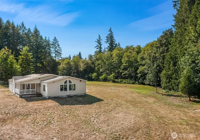 Photo 4 of Manufactured home for sale at 16010 109th Avenue SW, Vashon, WA 98070 | MLS# NWM2553433 | Listing updated on 2026-10-01