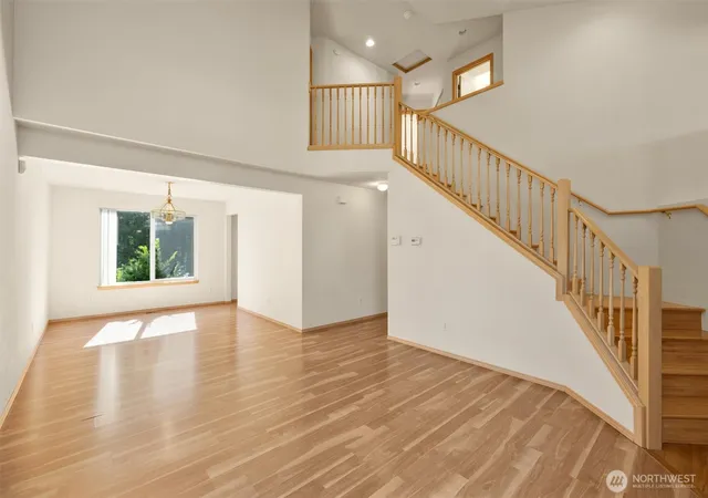 Photo 4 of Sale Pending at 20532 121st Way SE, Kent, WA 98031 | MLS# NWM2553584 | Listing updated on 2026-09-25