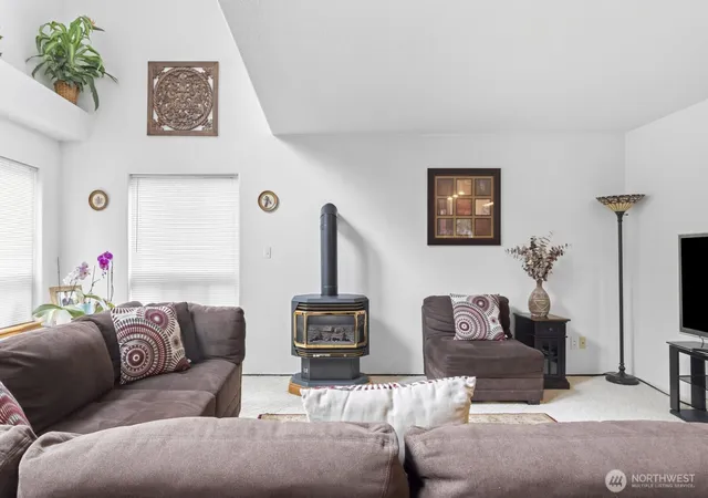 Photo 4 of Single family home for sale at 16110 Dodge Ln SW, Olympia, WA 98512 | MLS# NWM2553626 | Listing updated on 2026-09-22