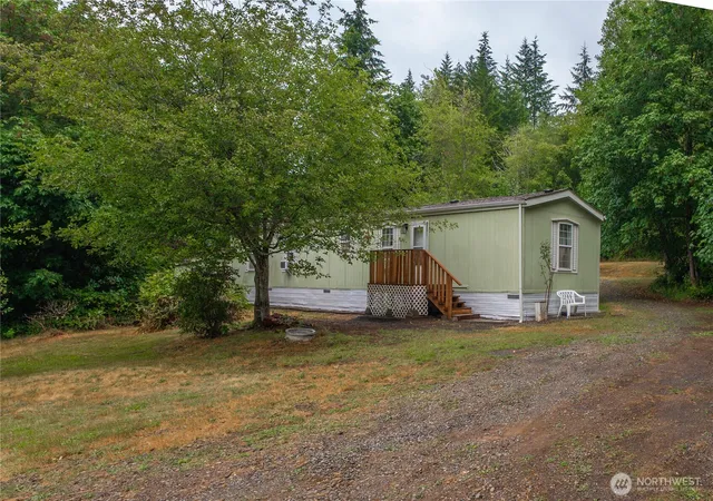Photo 2 of Sale Pending at 261 E Willow Blue Ln, Shelton, WA 98584 | MLS# NWM2553686 | Listing updated on 2026-09-21