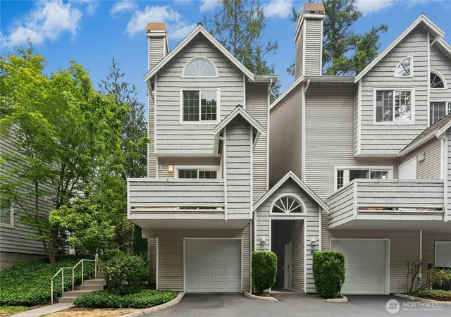 Photo 1 of Townhouse for sale at 601 12th Avenue Nw #E1, Issaquah, WA 98027 | MLS# NWM2553740 | Listing updated on 2026-09-22