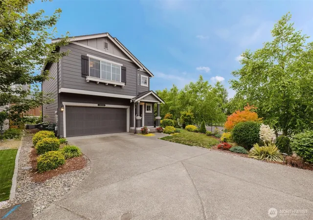 Photo 3 of Single family home for sale at 18202 107th Avenue E, Puyallup, WA 98374 | MLS# NWM2553786 | Listing updated on 2026-09-25