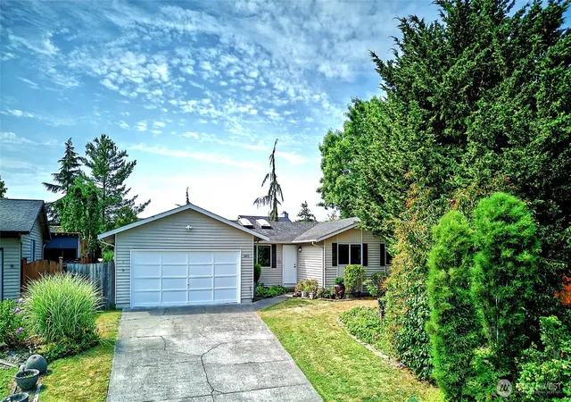 Photo 1 of Single family home for sale at 6410 65th Place Ne, Marysville, WA 98270 | MLS# NWM2553793 | Listing updated on 2026-09-23