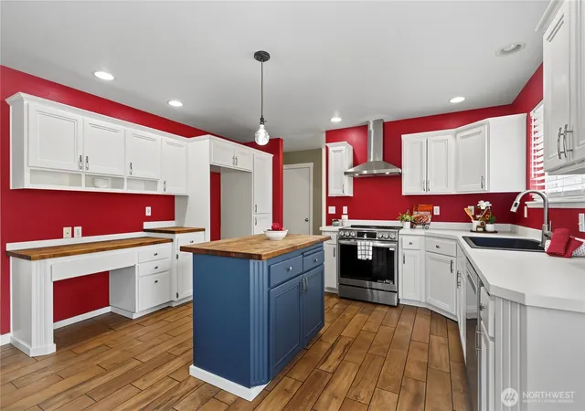 Photo 3 of Single family home for sale at 1451 E Old Ranch Rd, Allyn, WA 98524 | MLS# NWM2553804 | Listing updated on 2026-09-22