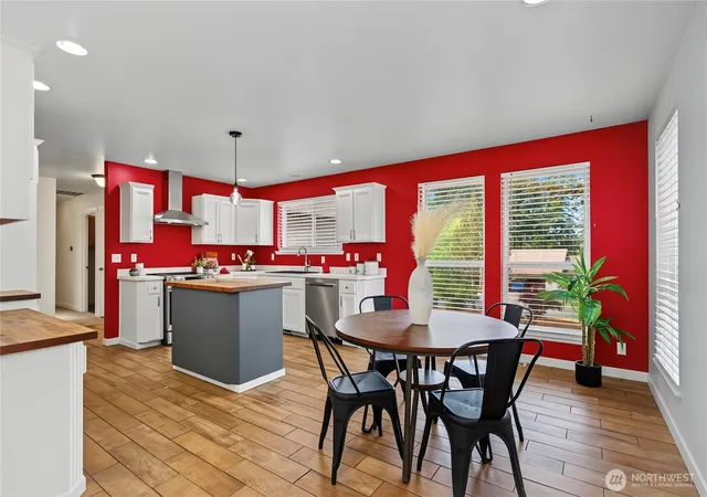 Photo 4 of Single family home for sale at 1451 E Old Ranch Rd, Allyn, WA 98524 | MLS# NWM2553804 | Listing updated on 2026-09-22