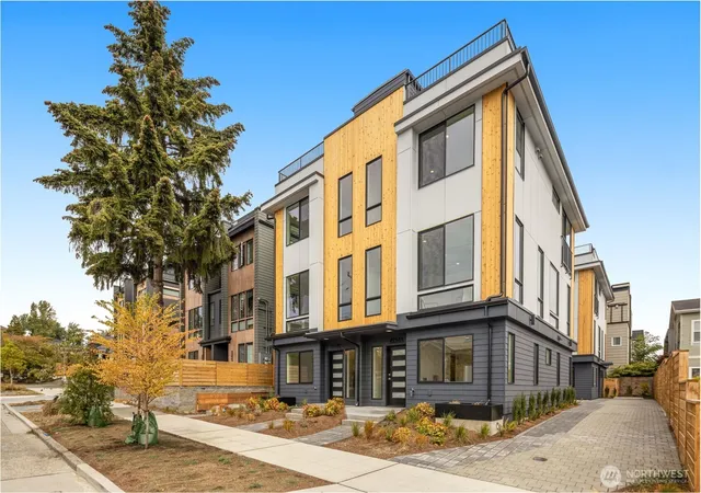 Photo 1 of Townhouse for sale at 4514 A Corliss Ave N, Seattle, WA 98103 | MLS# NWM2553913 | Listing updated on 2026-09-28