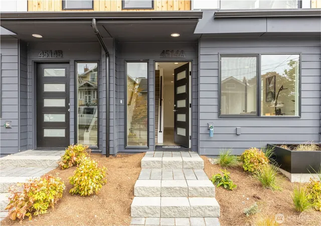 Photo 2 of Townhouse for sale at 4514 A Corliss Ave N, Seattle, WA 98103 | MLS# NWM2553913 | Listing updated on 2026-09-28