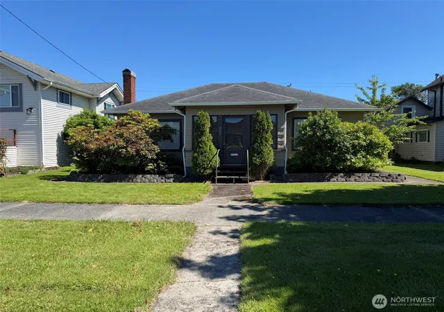 Photo 1 of Single family home for sale at 507 W 2nd Street, Aberdeen, WA 98520 | MLS# NWM2553921 | Listing updated on 2026-09-28