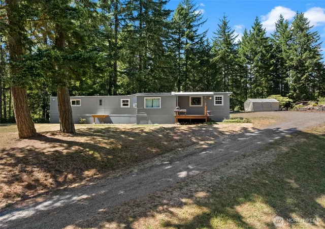 Photo 3 of Manufactured home for sale at 1649 Sw Wildwood Rd, Port Orchard, WA 98367 | MLS# NWM2553998 | Listing updated on 2026-09-22