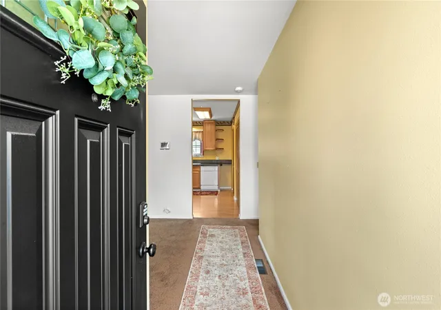 Photo 2 of Single family home for sale at 710 Perry Ave, Hoquiam, WA 98550 | MLS# NWM2554063 | Listing updated on 2026-09-22