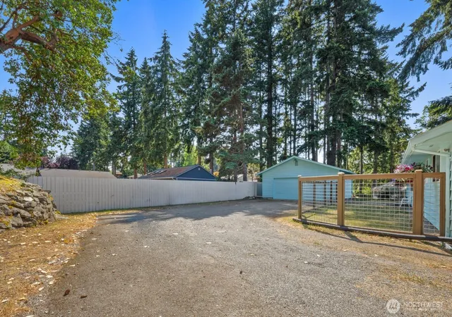 Photo 3 of Single family home for sale at 3421 S 288th Street, Auburn, WA 98001 | MLS# NWM2554076 | Listing updated on 2026-09-22