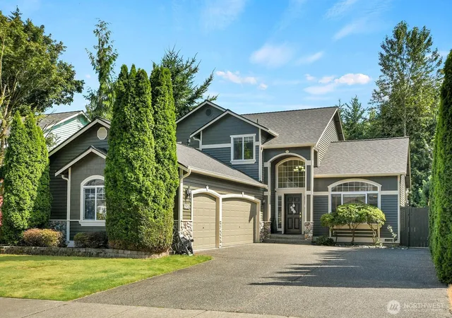 Photo 1 of Single family home for sale at 2924 101st Place Se, Everett, WA 98208 | MLS# NWM2554392 | Listing updated on 2026-10-01