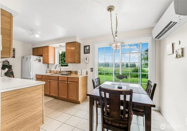 Photo 4 of Single family home for sale at 835 Livingston Bay Shore Dr, Camano Island, WA 98282 | MLS# NWM2554442 | Listing updated on 2026-09-21