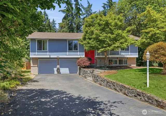 Photo 2 of Single family home for sale at 7221 Topaz Ct Sw, Lakewood, WA 98498 | MLS# NWM2554453 | Listing updated on 2026-09-22