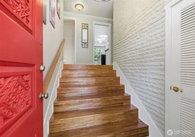 Photo 3 of Single family home for sale at 7221 Topaz Ct SW, Lakewood, WA 98498 | MLS# NWM2554453 | Listing updated on 2026-09-22