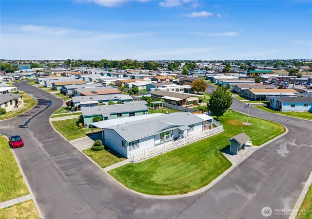 Photo 3 of Sale Pending at 2240 W Broadway Ave #251, Moses Lake, WA 98837 | MLS# NWM2554489 | Listing updated on 2026-09-30