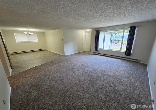 Photo 3 of Sale Pending at 1407 Bowmont Ave, Kelso, WA 98626 | MLS# NWM2554604 | Listing updated on 2026-09-25