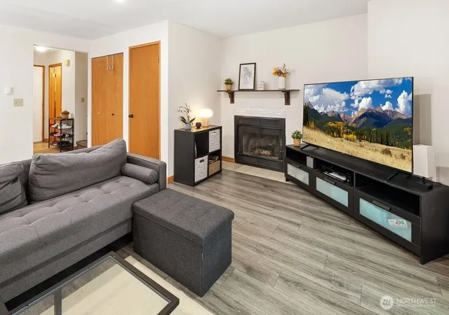 Photo 3 of Townhouse for sale at 18910 Bothell Everett Hwy #D4, Bothell, WA 98012 | MLS# NWM2554749 | Listing updated on 2026-09-22