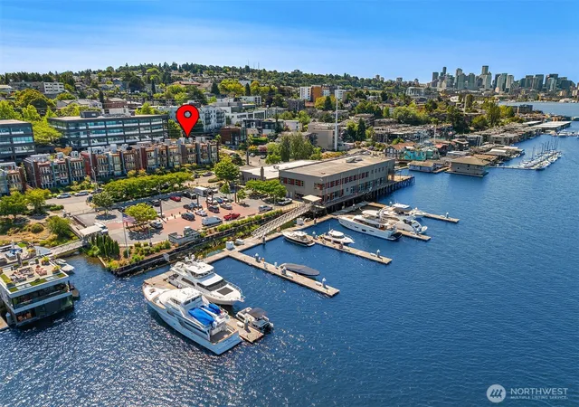 Photo 2 of Townhouse for sale at 2804 Fairview Ave E, Seattle, WA 98102 | MLS# NWM2554796 | Listing updated on 2026-09-28