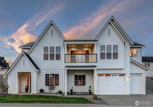 Photo 1 of Single family home for sale at 645 S Juli Ave, East Wenatchee, WA 98802 | MLS# NWM2554958 | Listing updated on 2026-09-26
