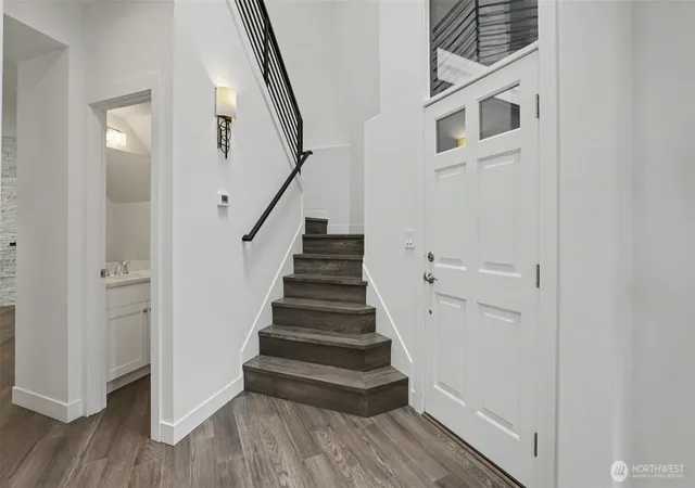 Photo 3 of Single family home for sale at 25506 Se 41st Court, Sammamish, WA 98029 | MLS# NWM2554963 | Listing updated on 2026-10-03