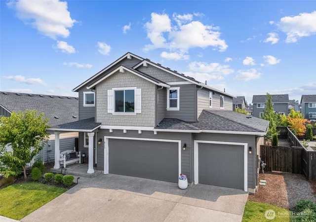 Photo 2 of Single family home for sale at 8713 N 5th Street, Ridgefield, WA 98642 | MLS# NWM2555100 | Listing updated on 2026-09-22