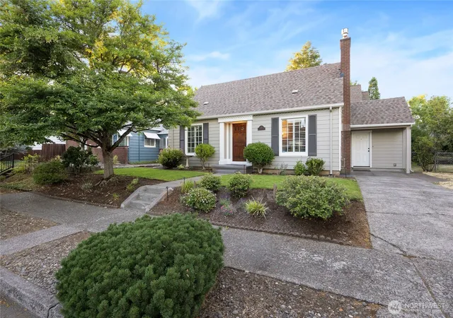 Photo 1 of Single family home for sale at 108 E 35th Street, Vancouver, WA 98663 | MLS# NWM2555126 | Listing updated on 2026-09-28
