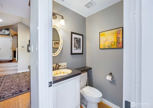 Photo 3 of Single family home for sale at 108 E 35th Street, Vancouver, WA 98663 | MLS# NWM2555126 | Listing updated on 2026-09-28