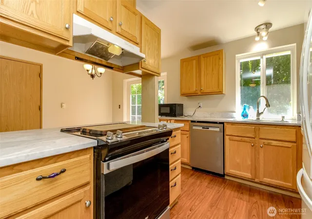 Photo 3 of Single family home for sale at 9311 203rd Avenue E, Bonney Lake, WA 98391 | MLS# NWM2555250 | Listing updated on 2026-09-30