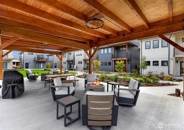 Photo 3 of Condo for sale at 100 Riverwalk Dr, Lynden, WA 98264 | MLS# NWM2555330 | Listing updated on 2026-09-27