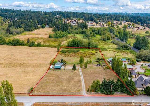 Photo 2 of Single family home for sale at 5375 Shore Meadow Rd, Freeland, WA 98249 | MLS# NWM2555487 | Listing updated on 2026-09-22