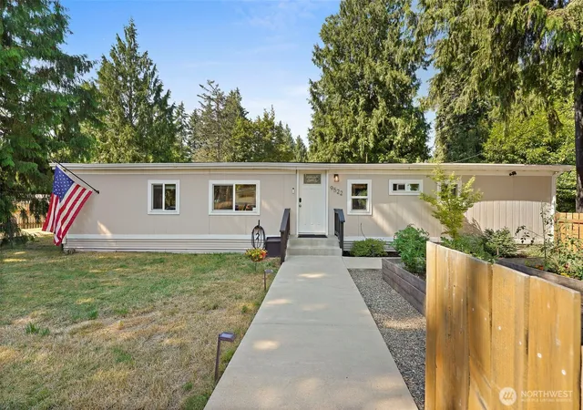 Photo 3 of Sale Pending at 9522 203rd Avenue E, Bonney Lake, WA 98391 | MLS# NWM2555498 | Listing updated on 2026-09-21