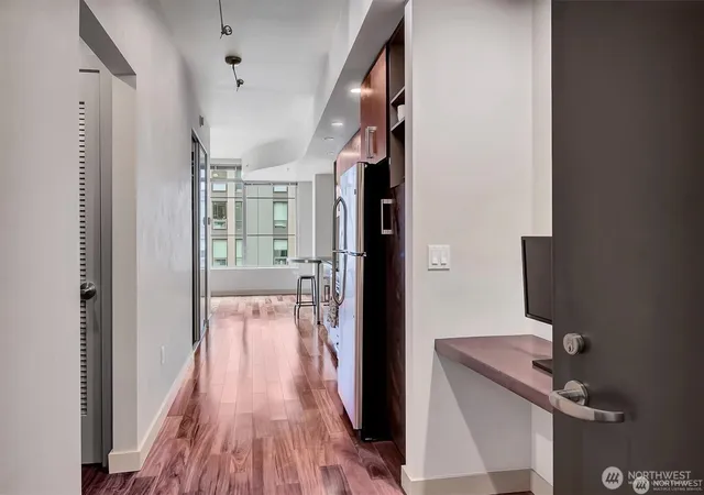 Photo 3 of Condo for sale at 910 Lenora St #S1004, Seattle, WA 98121 | MLS# NWM2555511 | Listing updated on 2026-10-02