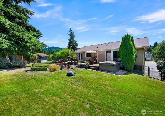Photo 3 of Sale Pending at 3979 Patrick Ct, Bellingham, WA 98226 | MLS# NWM2555624 | Listing updated on 2026-09-26