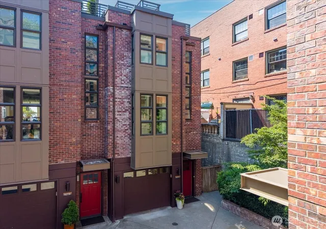 Photo 1 of Sale Pending at 427 13th Avenue E #C, Seattle, WA 98102 | MLS# NWM2555629 | Listing updated on 2026-09-19