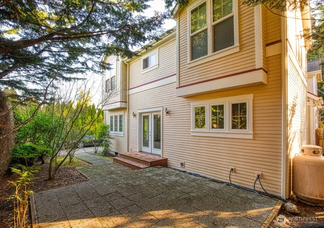 Photo 3 of Sale Pending at 135 A Marguerite #4, Friday Harbor, WA 98250 | MLS# NWM2555747 | Listing updated on 2026-09-29