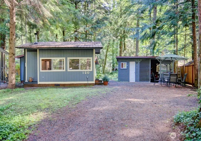 Photo 1 of Manufactured home for sale at 1120 Alder Ln, Maple Falls, WA 98266 | MLS# NWM2555929 | Listing updated on 2026-10-01