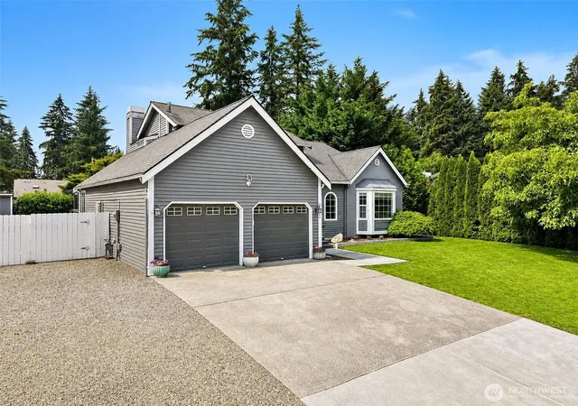 Photo 3 of Single family home for sale at 21430 Se 293rd Street, Kent, WA 98042 | MLS# NWM2555957 | Listing updated on 2026-09-28