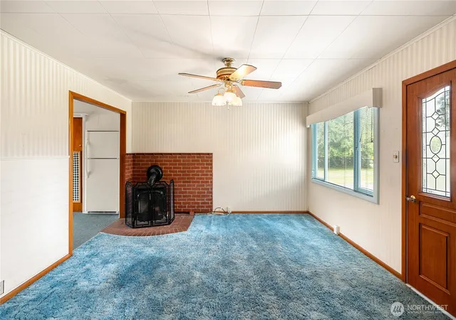 Photo 3 of Single family home for sale at 912 & 908 3rd St, Hoquiam, WA 98550 | MLS# NWM2555969 | Listing updated on 2026-09-22
