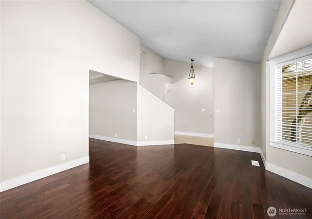 Photo 4 of Single family home for sale at 3408 F Ave, Anacortes, WA 98221 | MLS# NWM2556363 | Listing updated on 2026-09-22