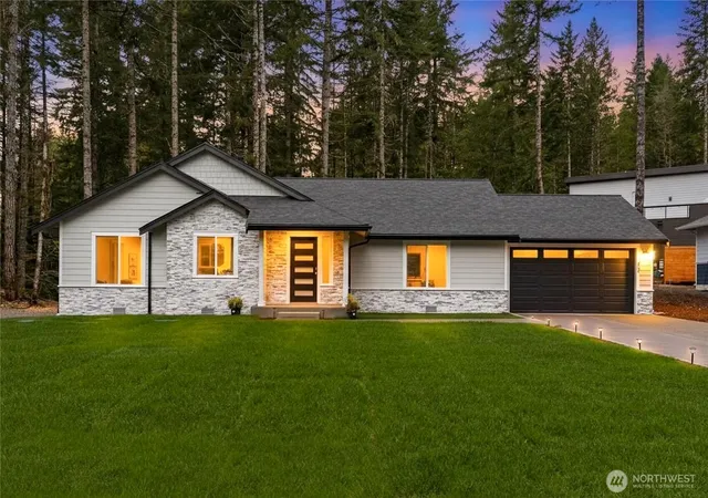 Single family home for sale at 850 E Vine Maple Ln, Union, WA 98592 | MLS# NWM2556558 | Listing updated on 2026-09-22