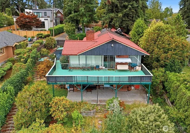 Photo 3 of Single family home for sale at 2444 72nd Avenue Se, Mercer Island, WA 98040 | MLS# NWM2556583 | Listing updated on 2026-09-22
