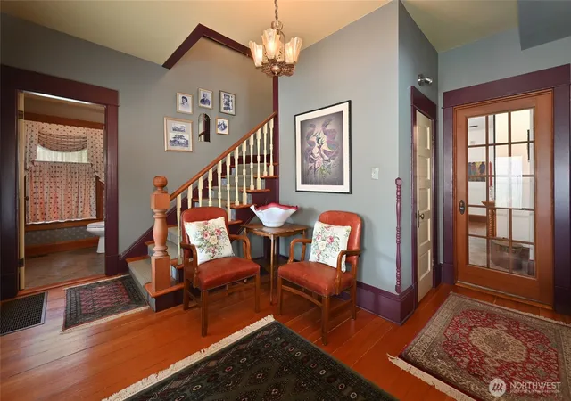 Photo 3 of Single family home for sale at 10425 E Riverside Dr, Bothell, WA 98011 | MLS# NWM2556735 | Listing updated on 2026-09-25