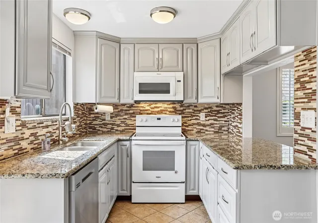 Photo 4 of Sale Pending at 14918 32nd Place S #20, Sea Tac, WA 98168 | MLS# NWM2556807 | Listing updated on 2026-09-17