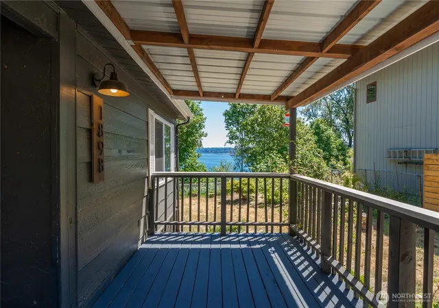 Photo 4 of Manufactured home for sale at 1898 Vista Ln W, Bremerton, WA 98312 | MLS# NWM2556873 | Listing updated on 2026-09-22