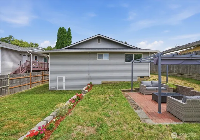Photo 2 of Single family home for sale at 3604 W Rose St, Vancouver, WA 98660 | MLS# NWM2556905 | Listing updated on 2026-09-22