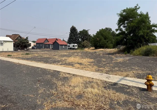 Photo 3 of Land for sale at 0 S Division St, Odessa, WA 99159 | MLS# NWM2556955 | Listing updated on 2026-09-22