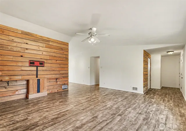 Photo 3 of Single family home for sale at 364 Melissa St, Camano Island, WA 98282 | MLS# NWM2557083 | Listing updated on 2026-09-22